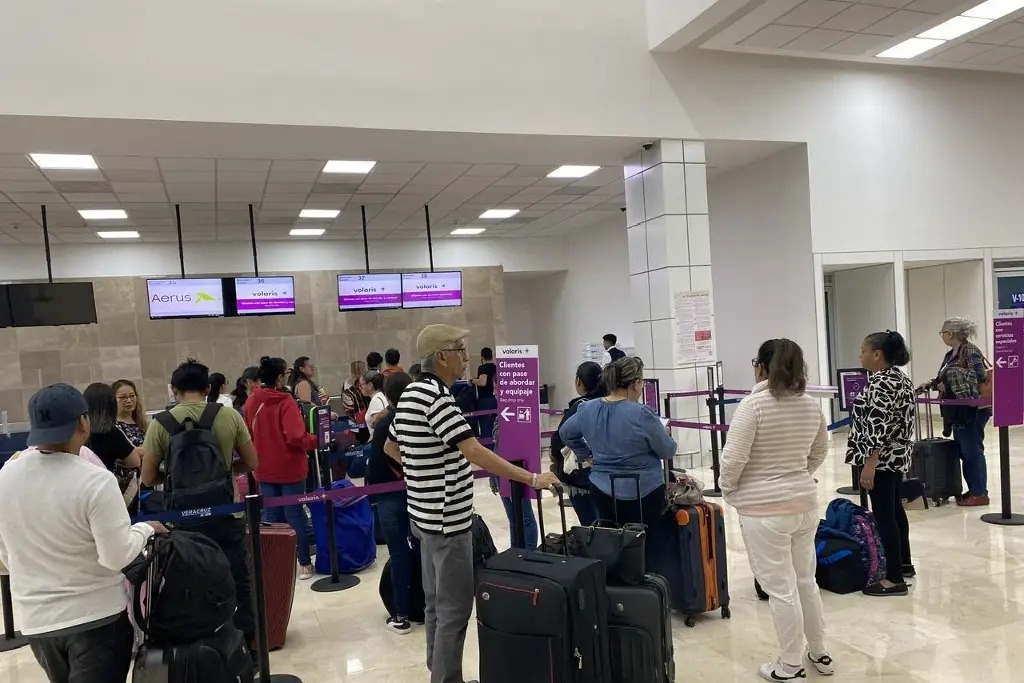 Retraso de vuelos en el Aeropuerto de Veracruz por cambio de neumático