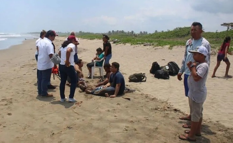 Naufraga lancha migrante en Agua Dulce: hay 3 muertos y 4 desaparecidos