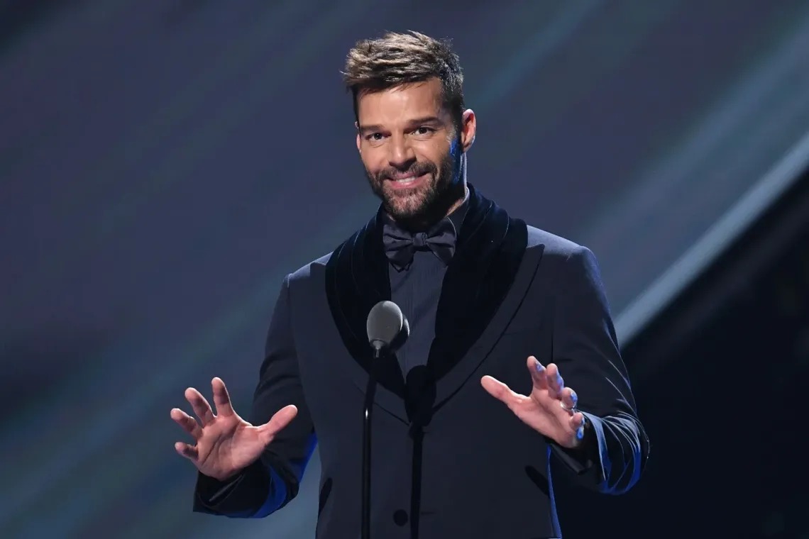 Ricky Martin ya tiene fecha de audiencia; de confirmarse la acusación, podría enfrentar hasta 50 años de prisión