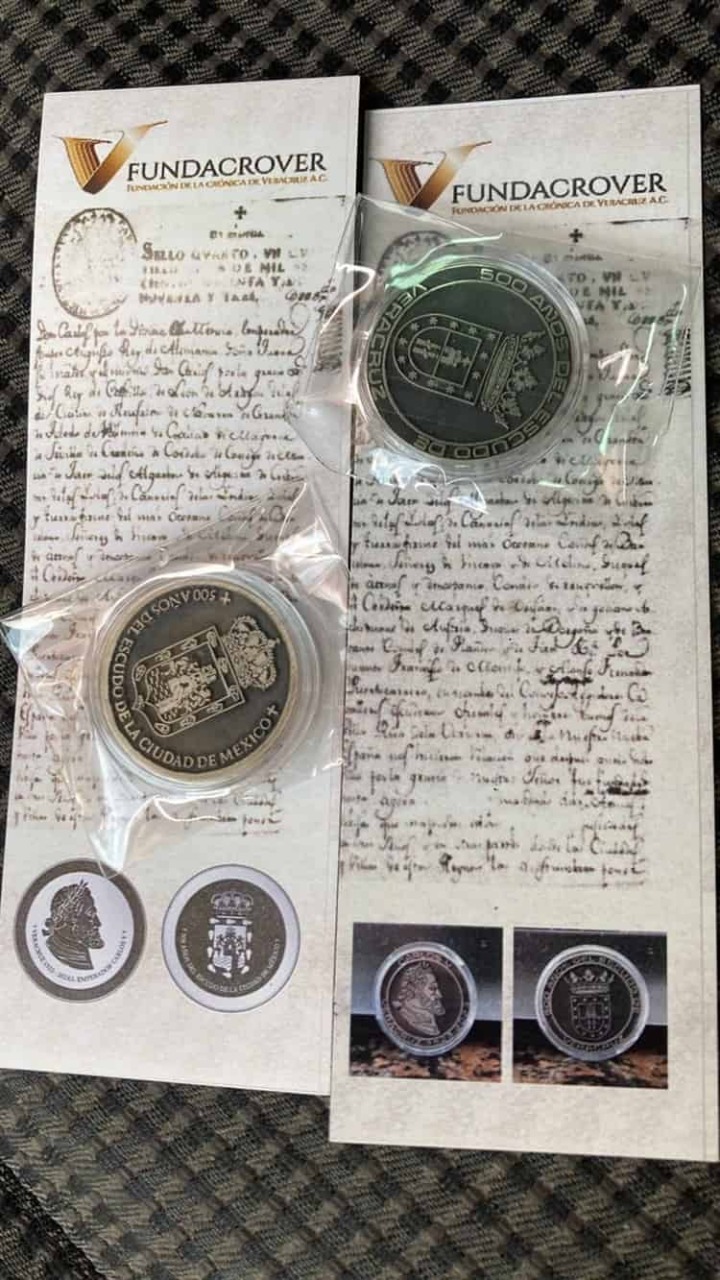 Agradece el Rey de España a veracruzanos por regalarle una moneda conmemorativa por los 500 años del escudo del estado