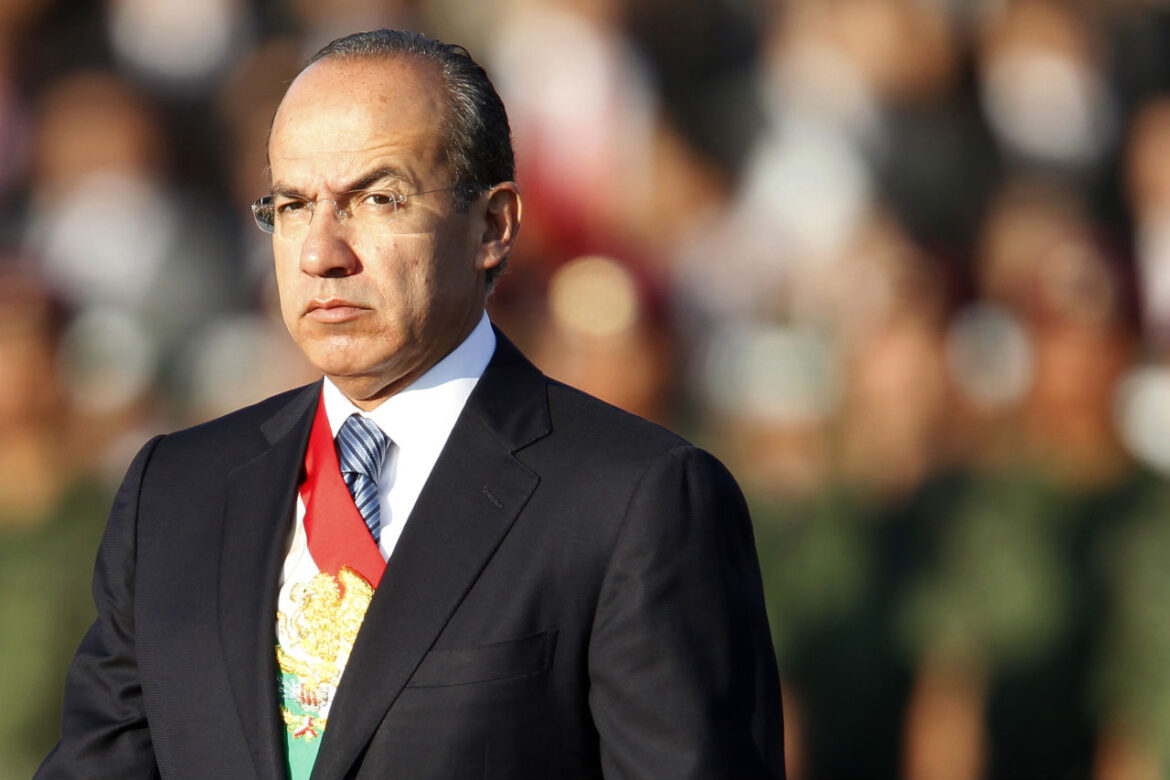 Le va a caer la ‘voladora’ a Felipe Calderón; es investigado a nivel internacional