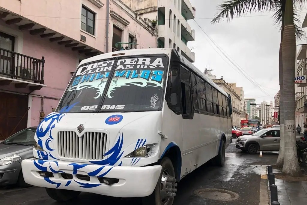 ¡Una más! Urbano se descompone en pleno centro de Veracruz