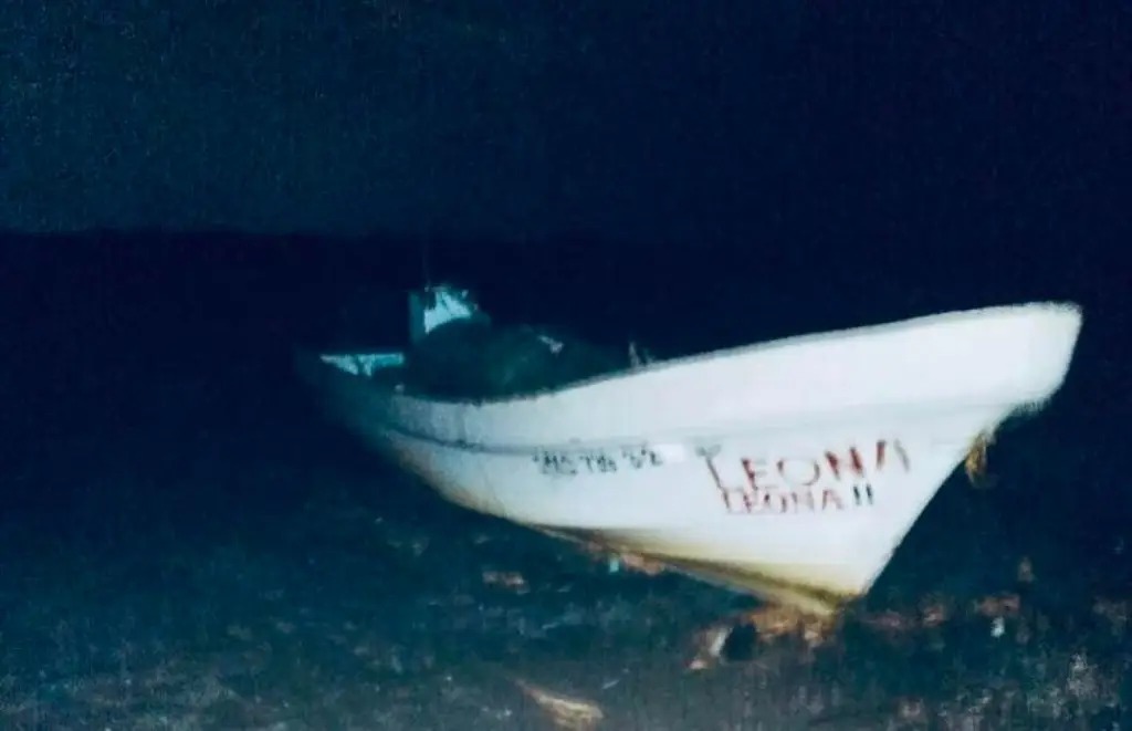 Rescatan a pescadores de Chachalacas que por averías en la lancha quedaron a la deriva