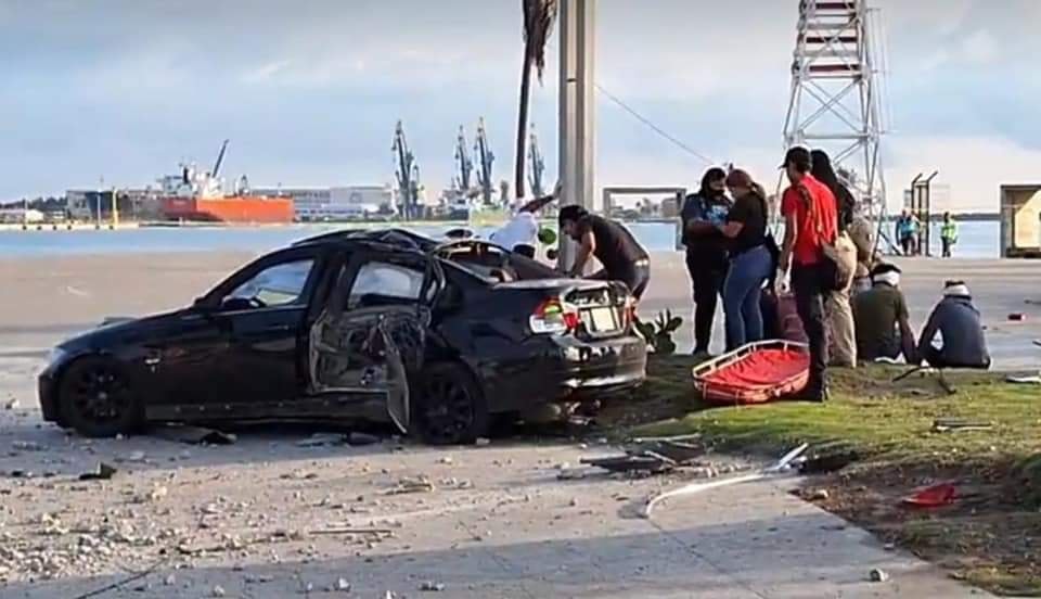 ¡Impactante! Video muestra momento exacto de un fuerte accidente en bulevar de Veracruz