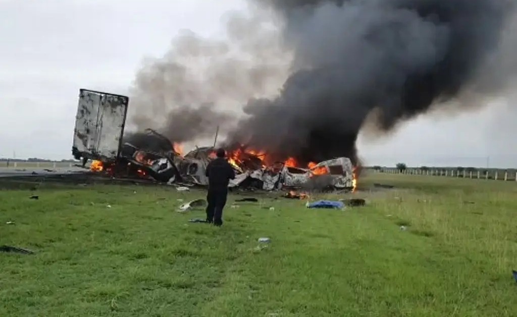 Pierden la vida dos familias veracruzanas en fuerte accidente en Tamaulipas